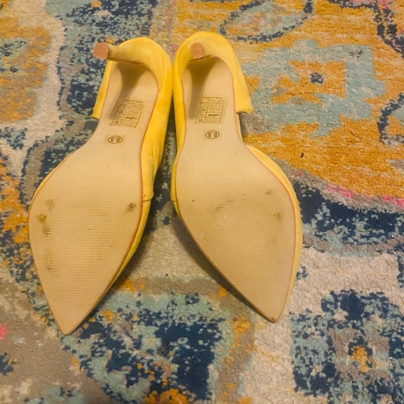 Women’s pumps size 8.5….LIKE NEW! - Picture 5 of 5